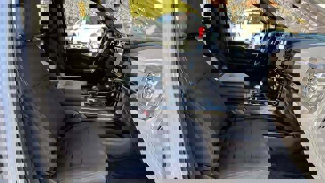 Certified 2022 Ford F150 XLT w/ Equipment Group 302A High image 22