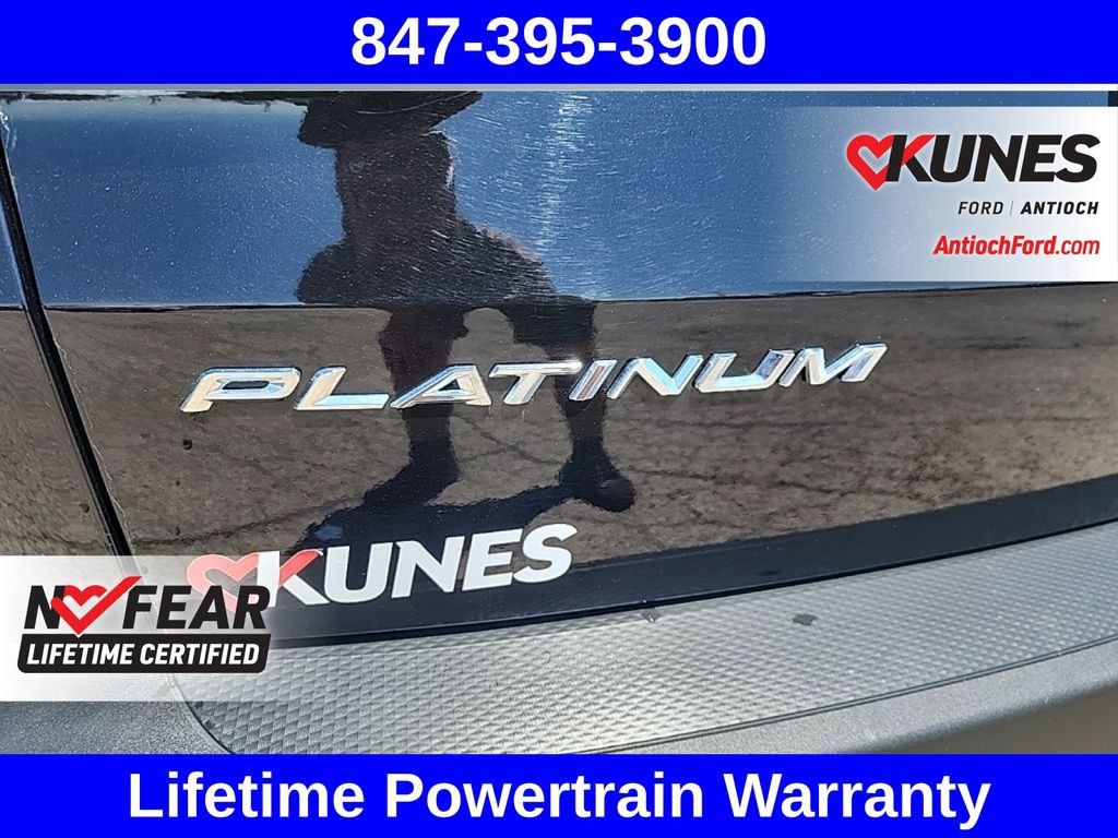 Certified 2025 Ford Escape Platinum AWD/4WD image 9