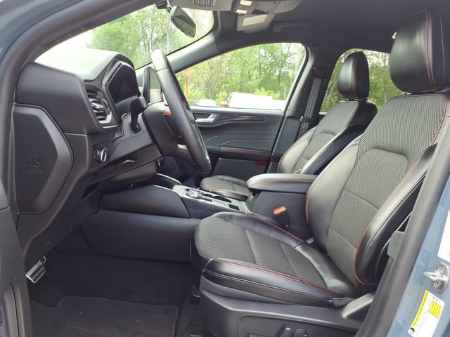 Certified 2024 Ford Escape ST-Line w/ Tech Pack #1 AWD/4WD image 12
