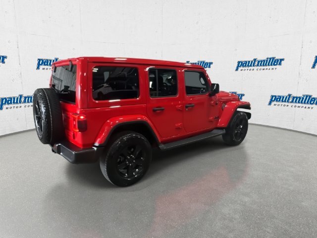 Used 2021 Jeep Wrangler Unlimited Sahara AWD/4WD image 3