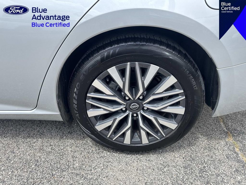 Used 2024 Nissan Altima 2.5 SV FWD image 8