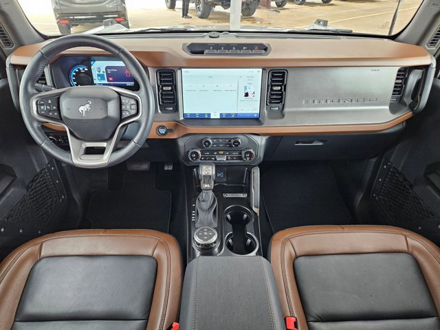 Certified 2024 Ford Bronco Outer Banks w/ Sasquatch Package AWD/4WD image 18