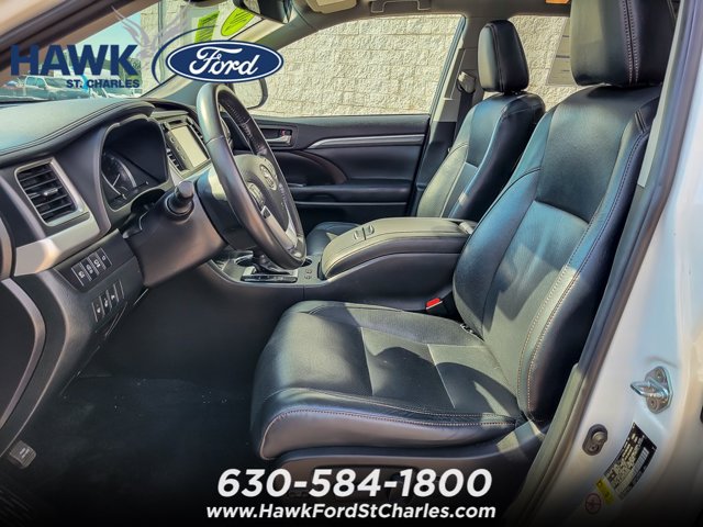Used 2019 Toyota Highlander Limited Platinum AWD/4WD image 8