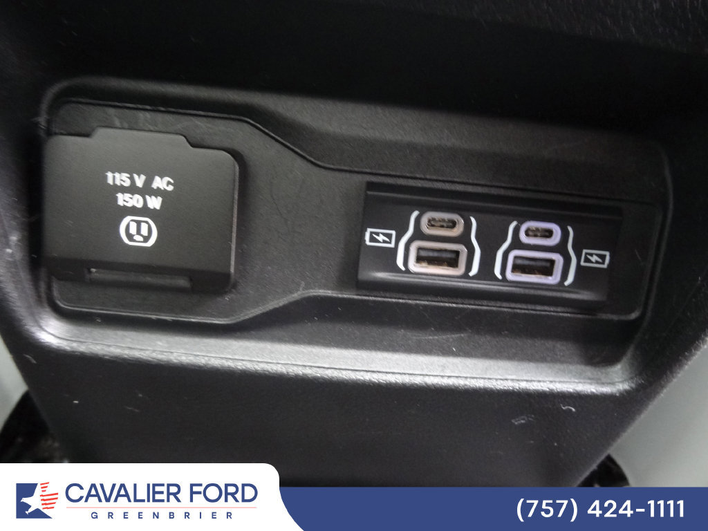 Used 2021 Jeep Grand Cherokee L Overland w/ Luxury Tech Group IV AWD/4WD image 16
