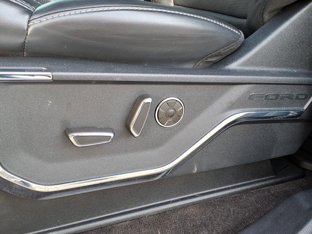 Certified 2022 Ford F150 Platinum w/ Equipment Group 701A High image 8