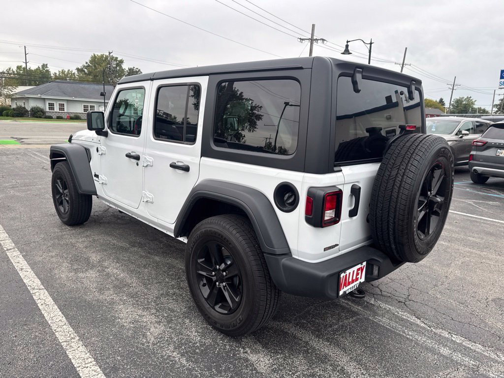 Used 2023 Jeep Wrangler Unlimited Sport AWD/4WD image 12