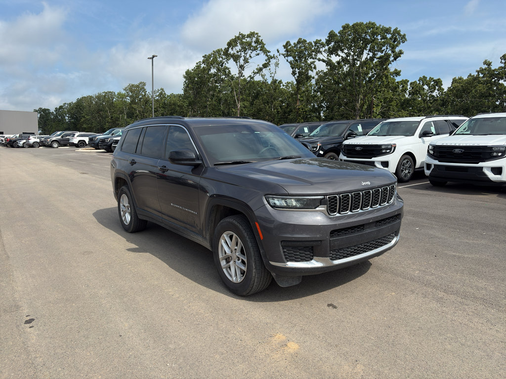 Used 2024 Jeep Grand Cherokee L Laredo w/ Luxury Tech Group I AWD/4WD image 4