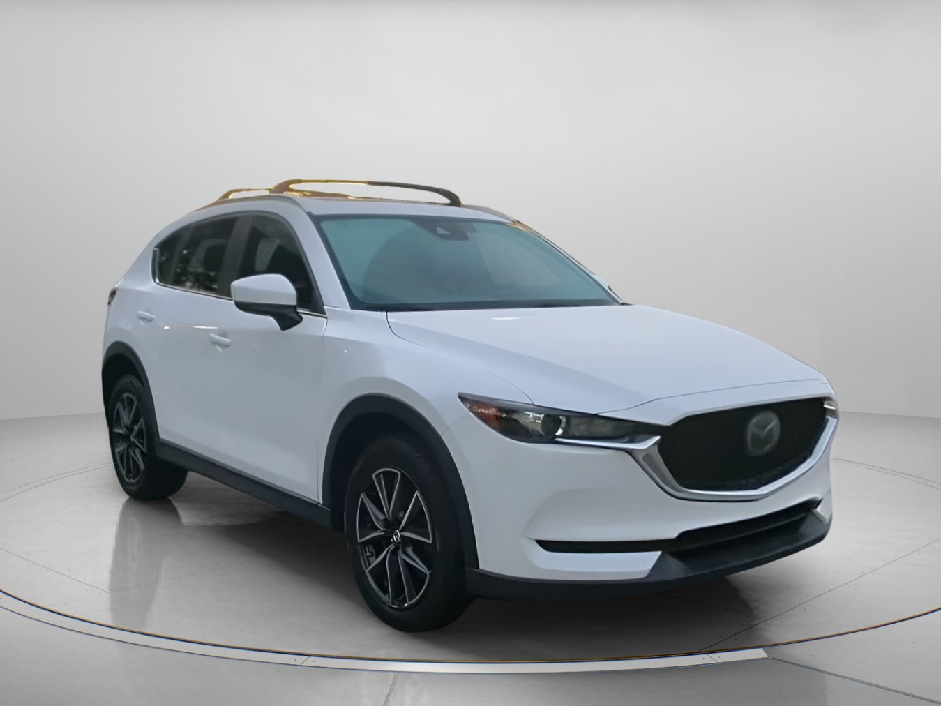 Used 2018 MAZDA CX-5 Touring w/ Preferred Equipment Package FWD image 2