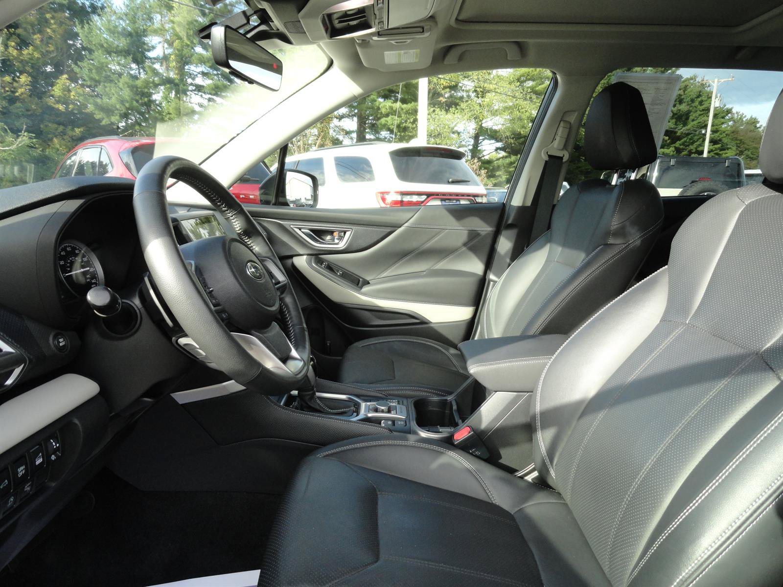Used 2023 Subaru Forester Limited AWD/4WD image 13