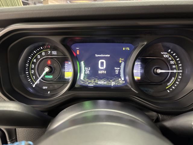 Used 2024 Jeep Wrangler Rubicon image 7