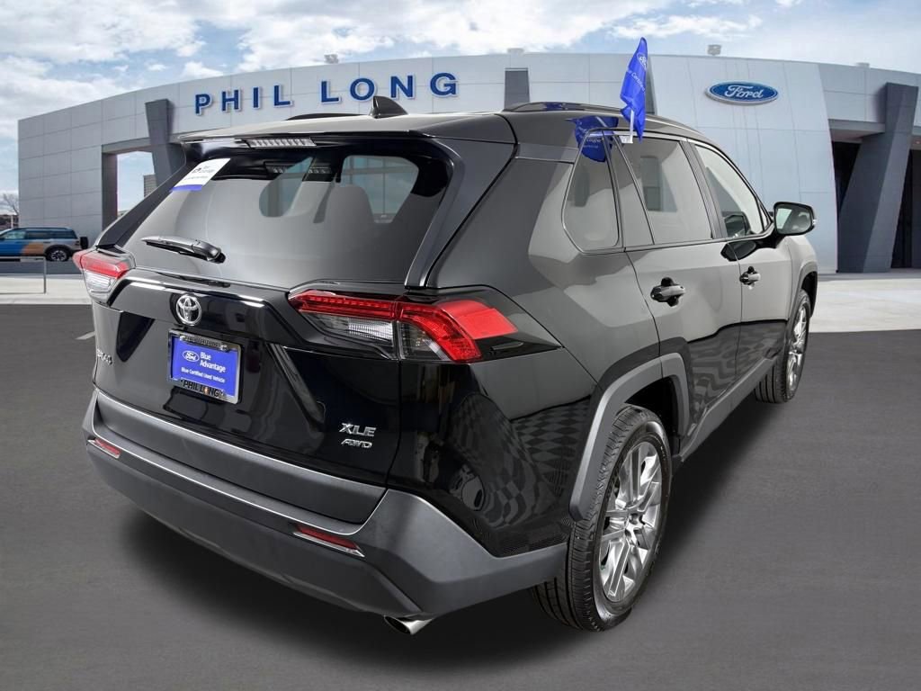 Used 2025 Toyota RAV4 XLE Premium w/ Weather Package image 5
