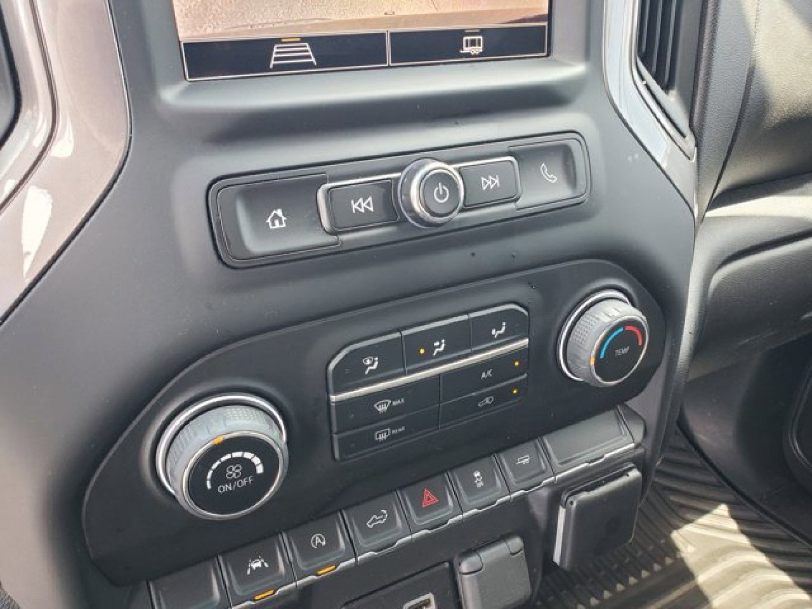 Used 2022 Chevrolet Silverado 1500 Custom image 22