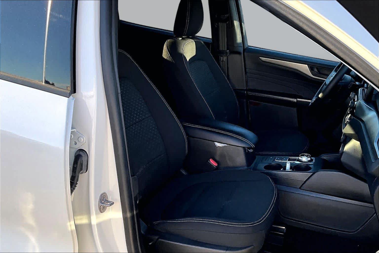 Certified 2023 Ford Escape Active FWD image 11