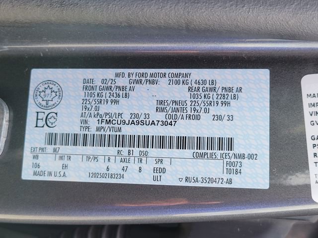 Certified 2025 Ford Escape Platinum AWD/4WD image 15