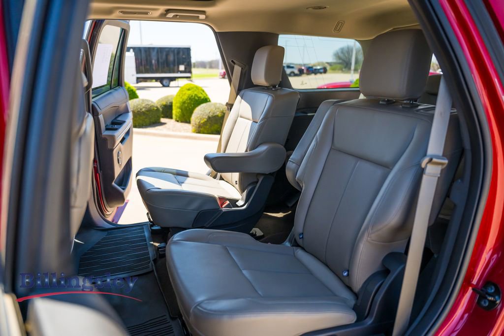 Certified 2021 Ford Expedition XLT image 11