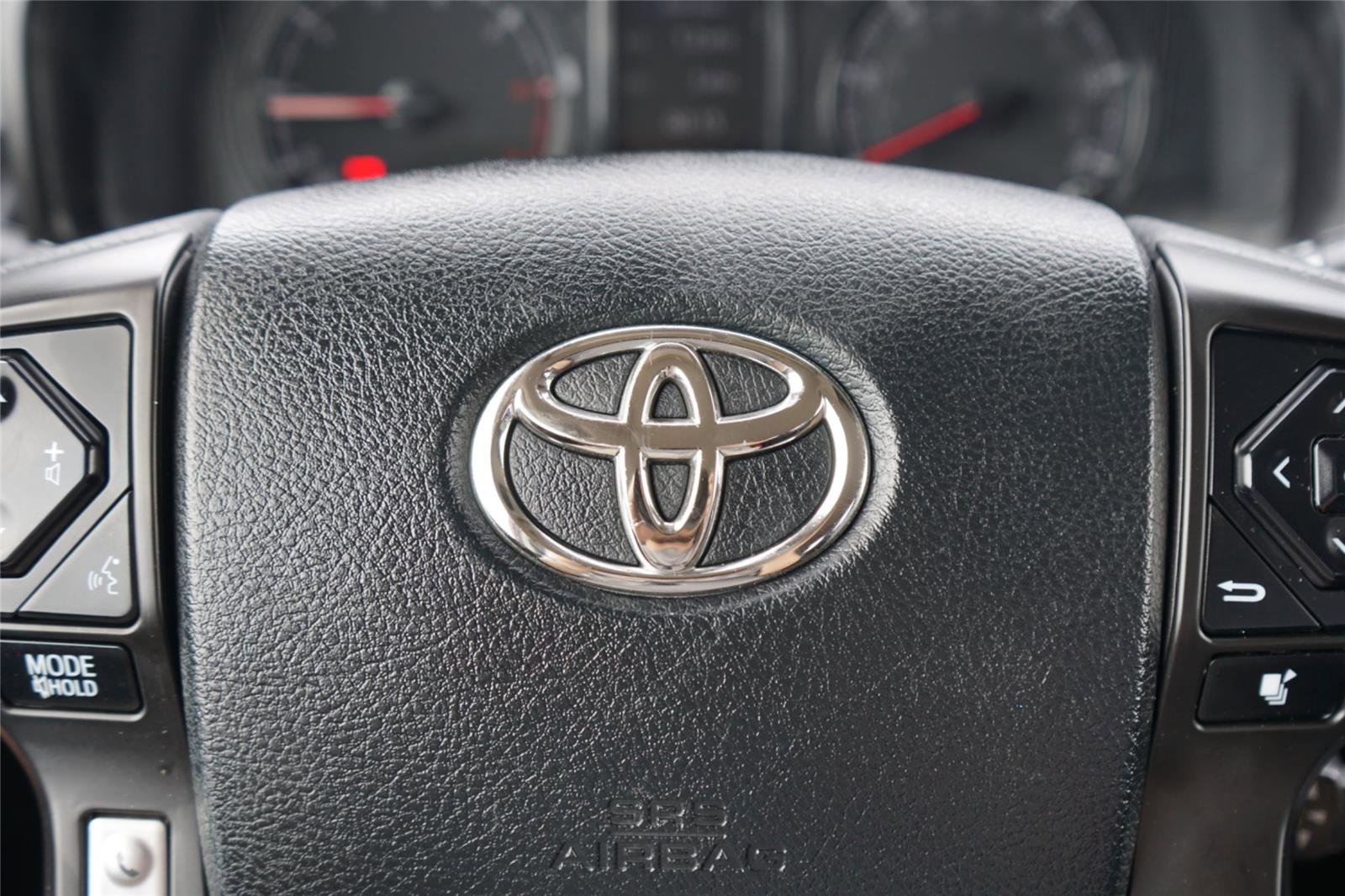 Used 2020 Toyota 4Runner SR5 Premium AWD/4WD image 16
