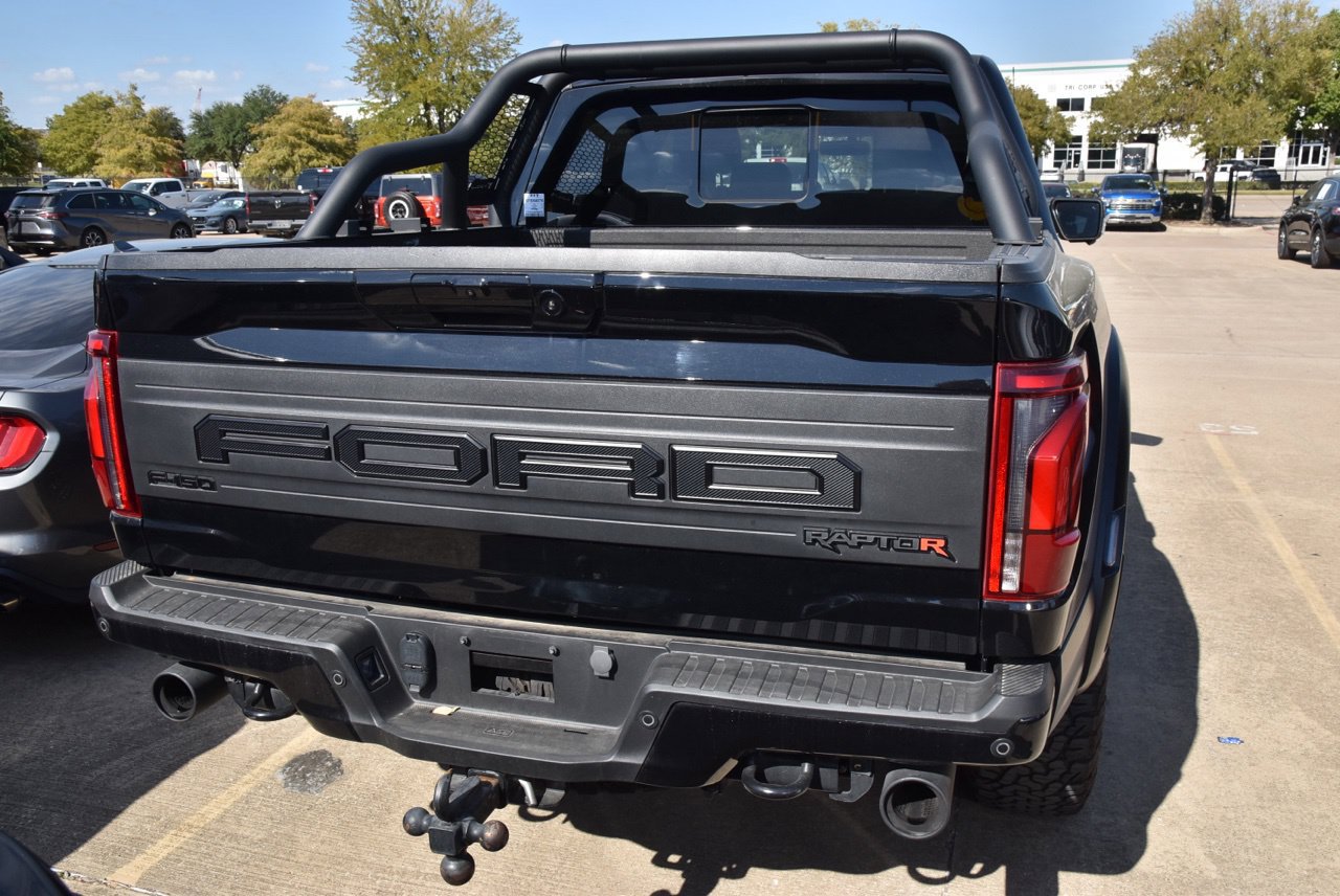 Certified 2025 Ford F150 Raptor w/ Equipment Group 803A Raptor R AWD/4WD image 7