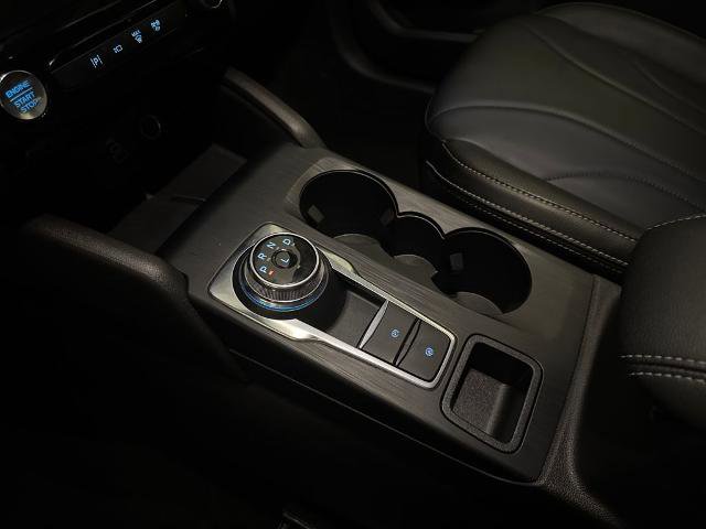 Certified 2025 Ford Escape SE w/ PHEV Premium Package image 29