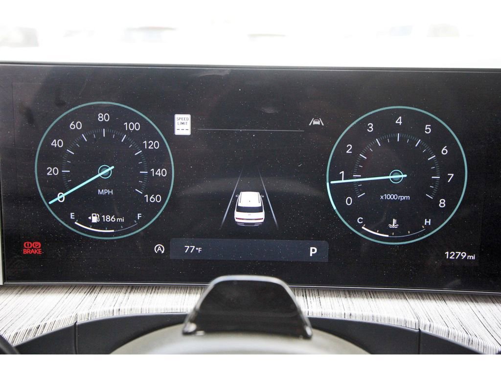 Used 2025 Hyundai Santa Fe Calligraphy image 17