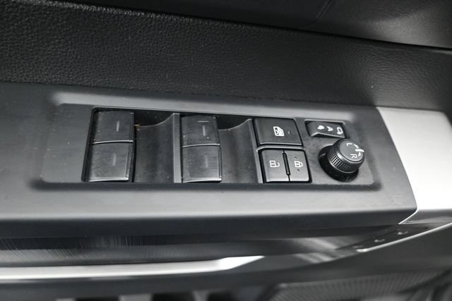 Used 2025 Toyota Tundra Platinum AWD/4WD image 7