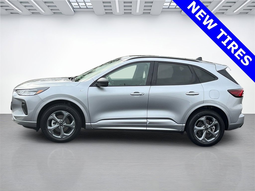 Certified 2024 Ford Escape ST-Line w/ Tech Pack #1 image 6