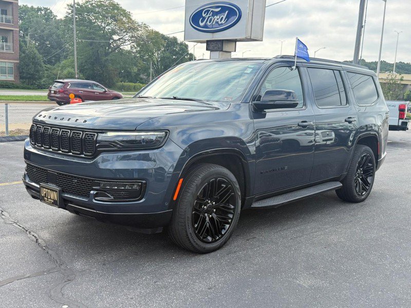 Used 2024 Jeep Wagoneer Series II AWD/4WD image 11