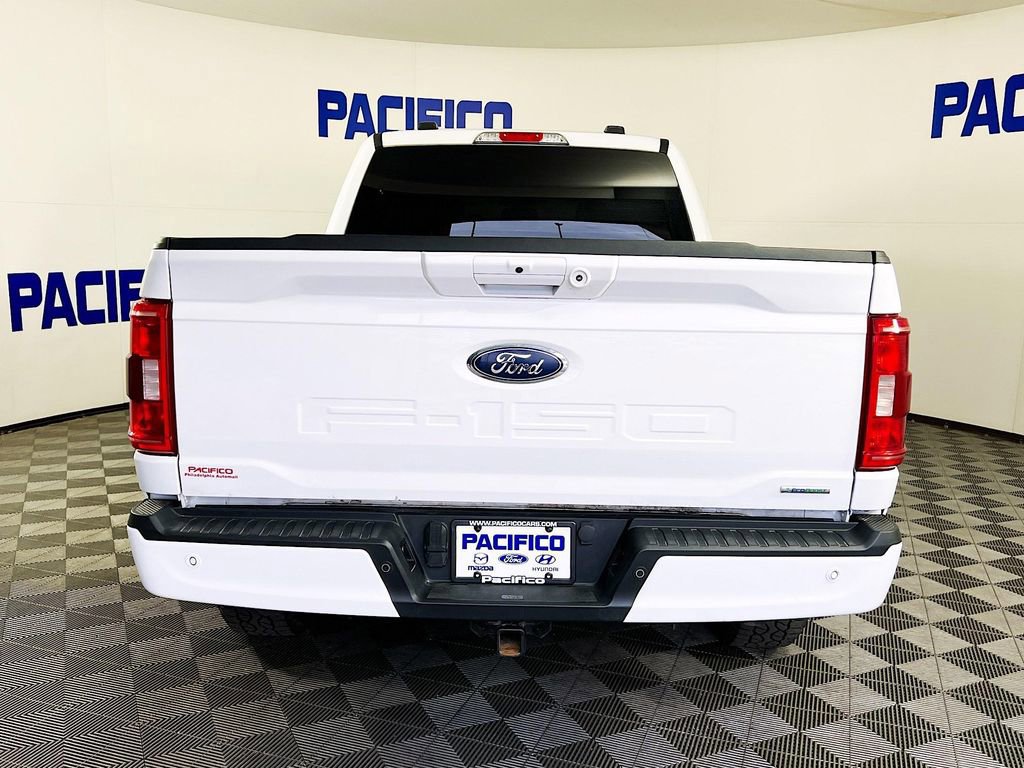 Certified 2022 Ford F150 XLT w/ Equipment Group 302A High image 4