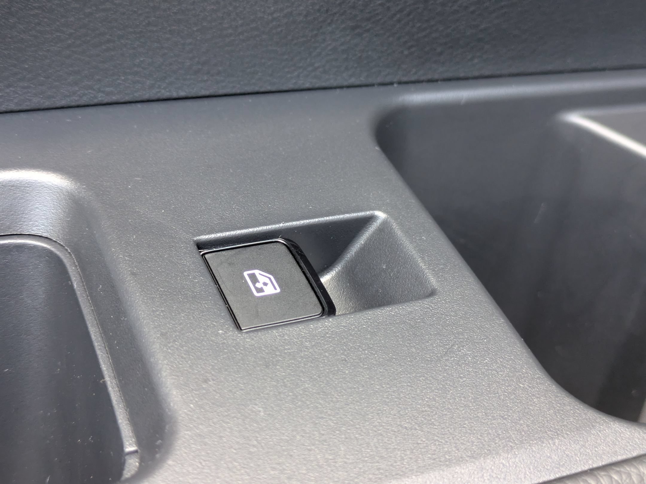 Used 2025 Nissan Pathfinder Rock Creek AWD/4WD image 25