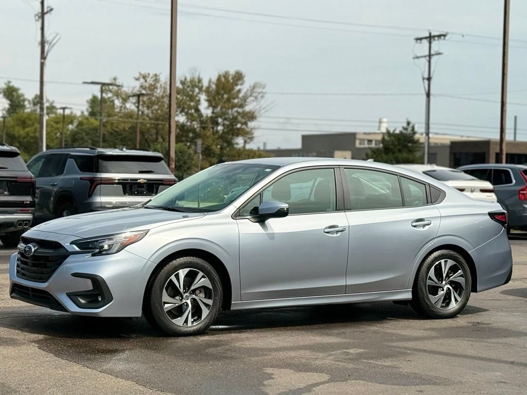 Used 2025 Subaru Legacy Premium AWD/4WD image 36