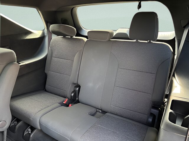 Used 2025 Chevrolet Traverse LT AWD/4WD image 6