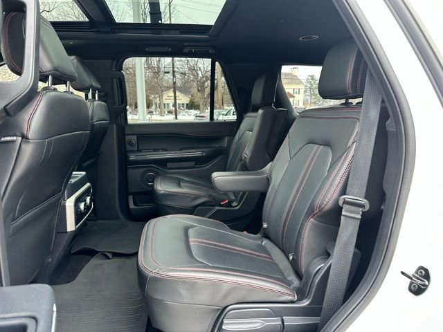 Certified 2022 Ford Expedition Limited image 52