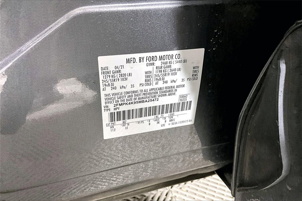 Certified 2021 Ford Edge Titanium image 26