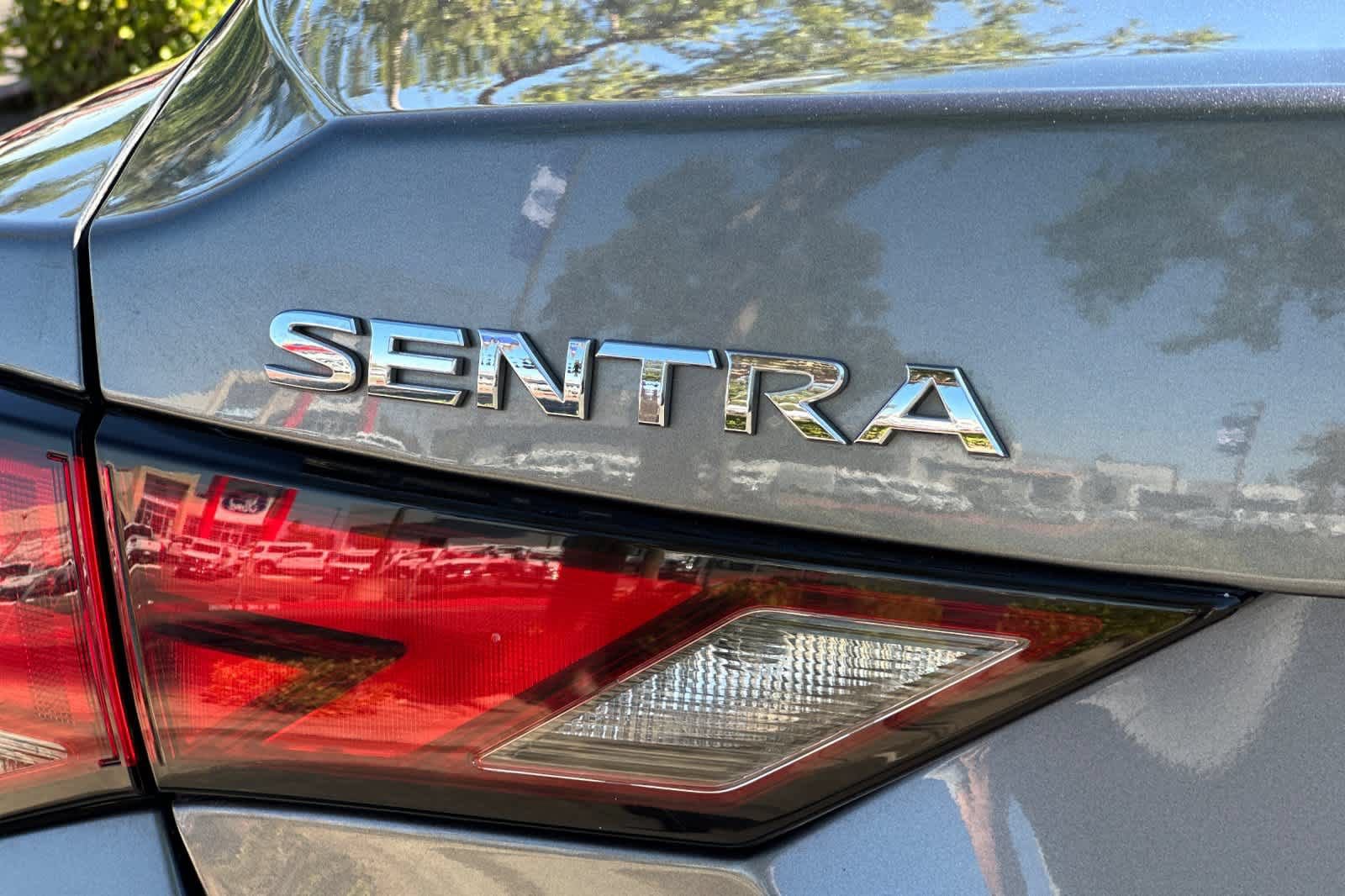 Used 2024 Nissan Sentra SV FWD image 27