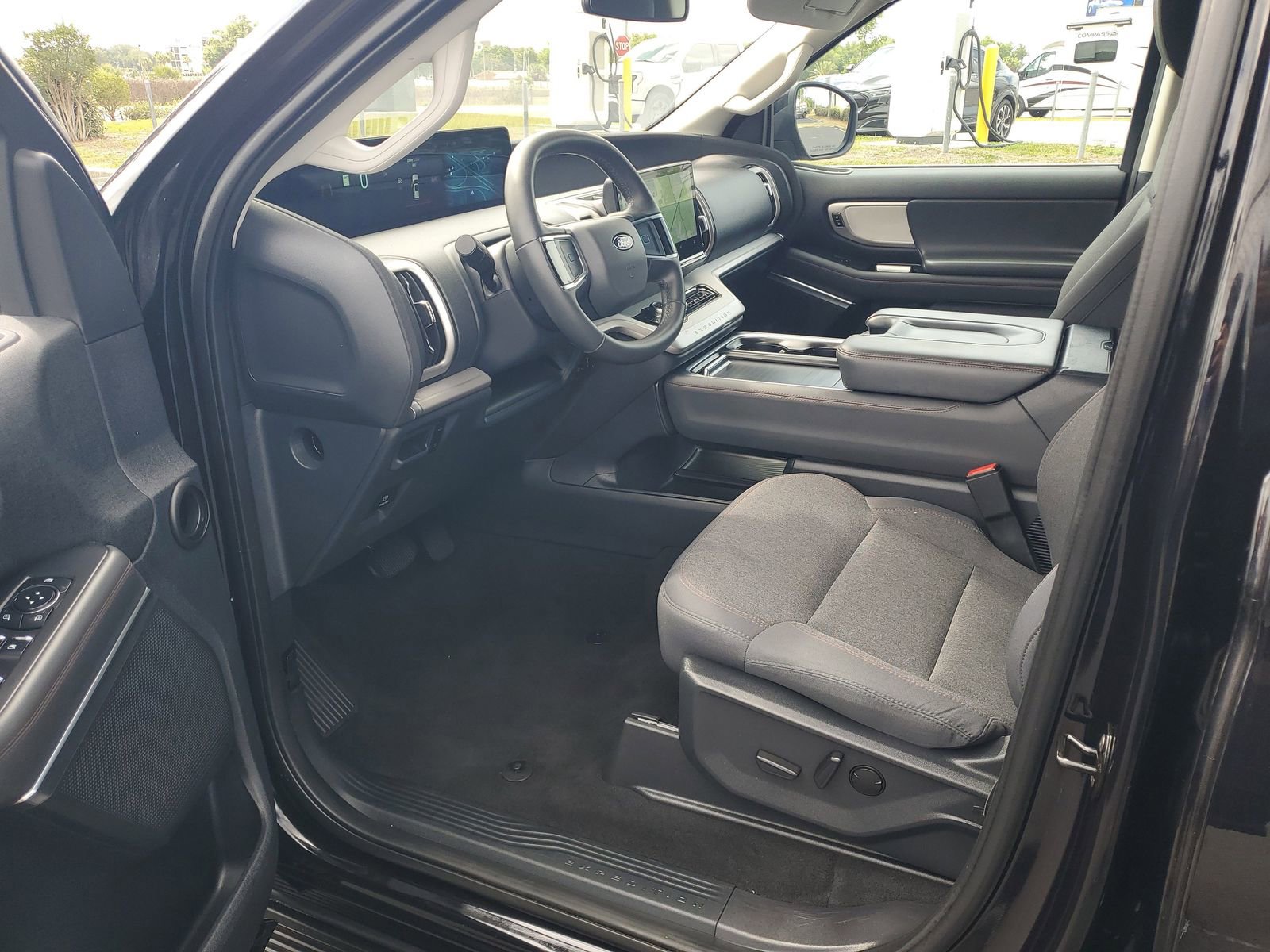 Certified 2025 Ford Expedition Max Active RWD image 19