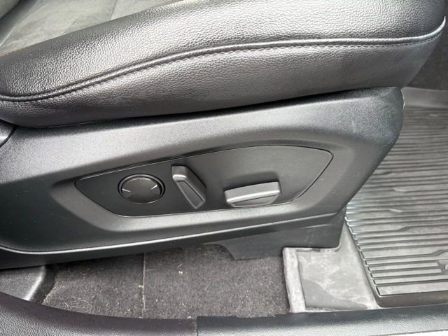 Certified 2023 Ford Explorer ST-Line w/ Class IV Trailer Tow Package image 41