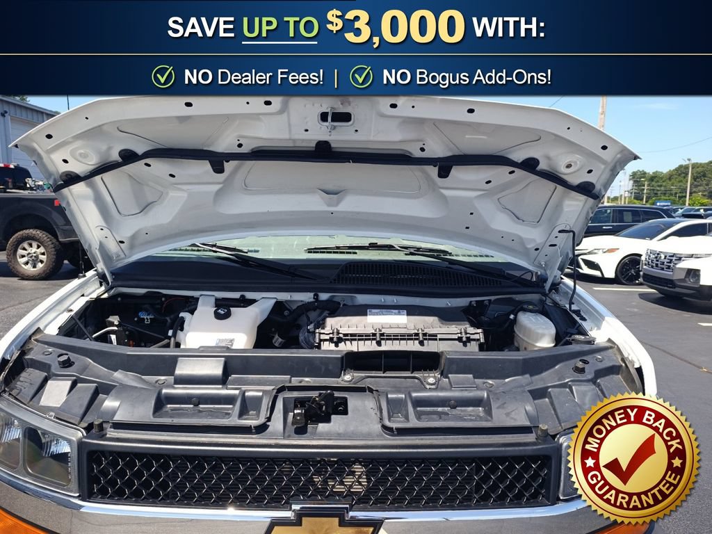 Used 2024 Chevrolet Express 2500 w/ Driver Convenience Package RWD image 23