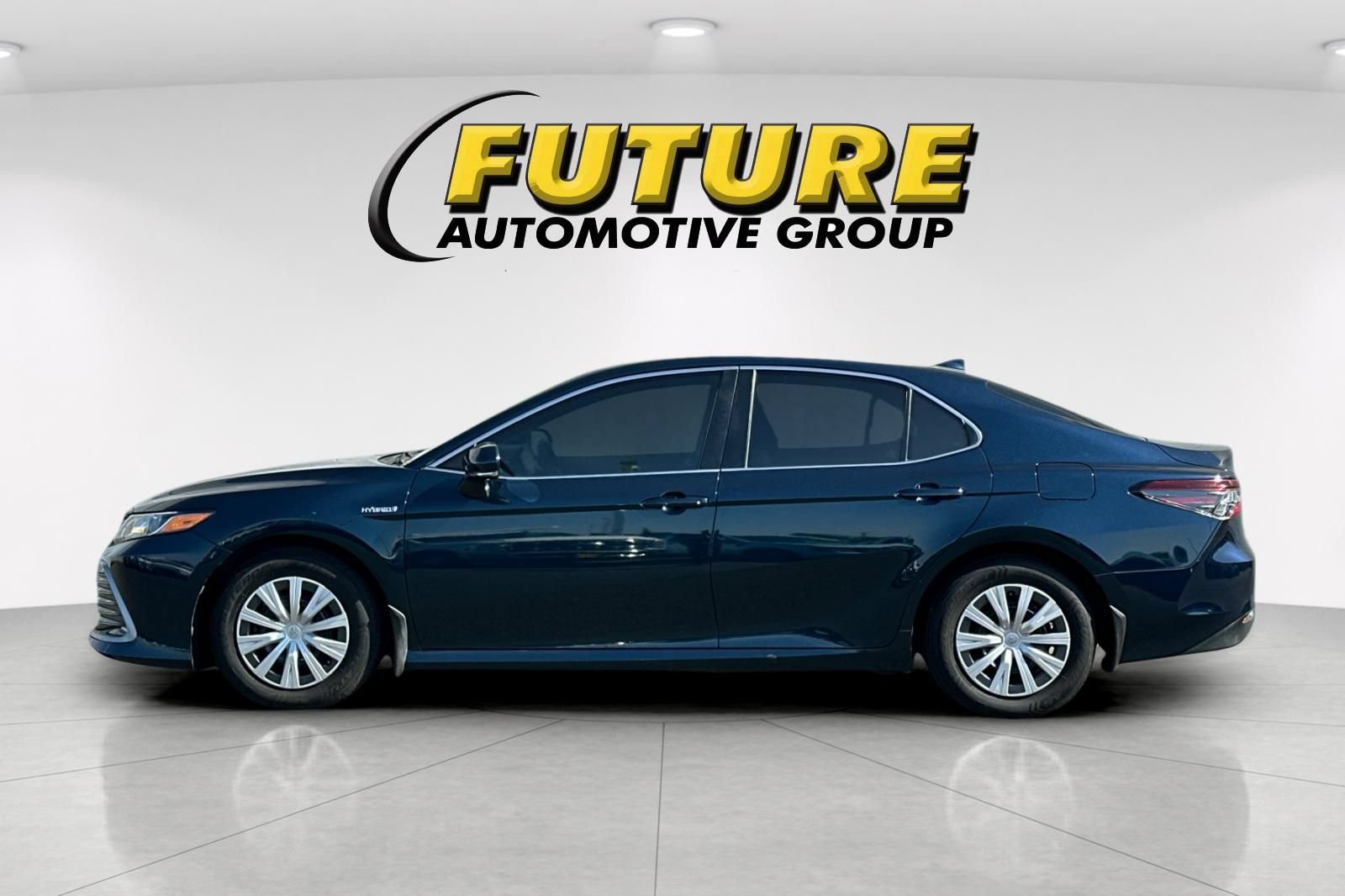 Used 2021 Toyota Camry LE w/ Cold Weather Package FWD image 6