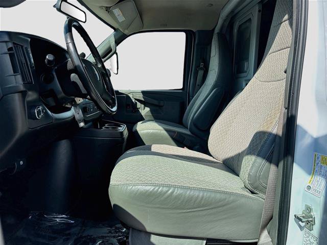 Used 2023 GMC Savana 3500 w/ Power Convenience Package RWD image 20