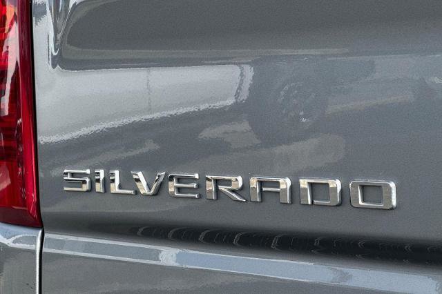 Used 2023 Chevrolet Silverado 1500 Custom image 33