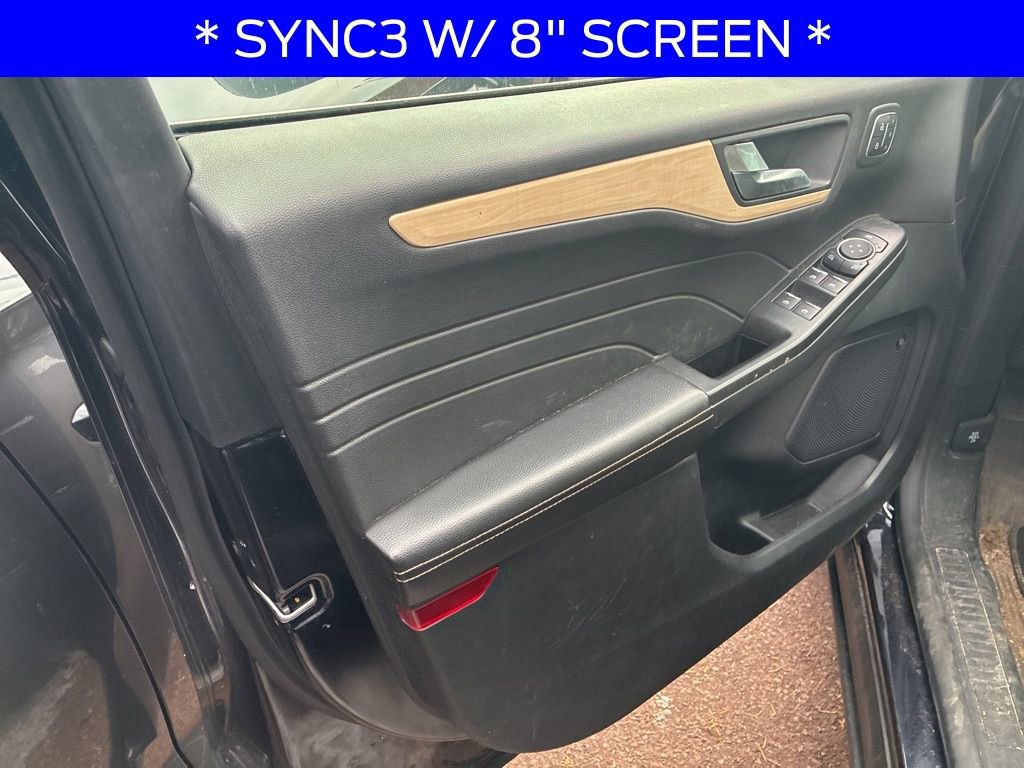 Certified 2021 Ford Escape Titanium w/ Titanium Elite Package image 11