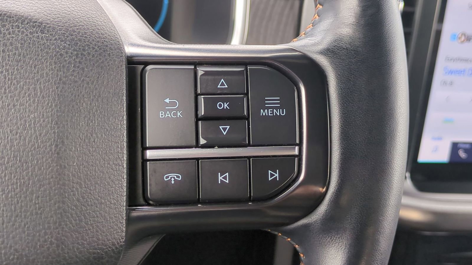 Certified 2023 Ford F150 Platinum w/ Equipment Group 701A High image 27