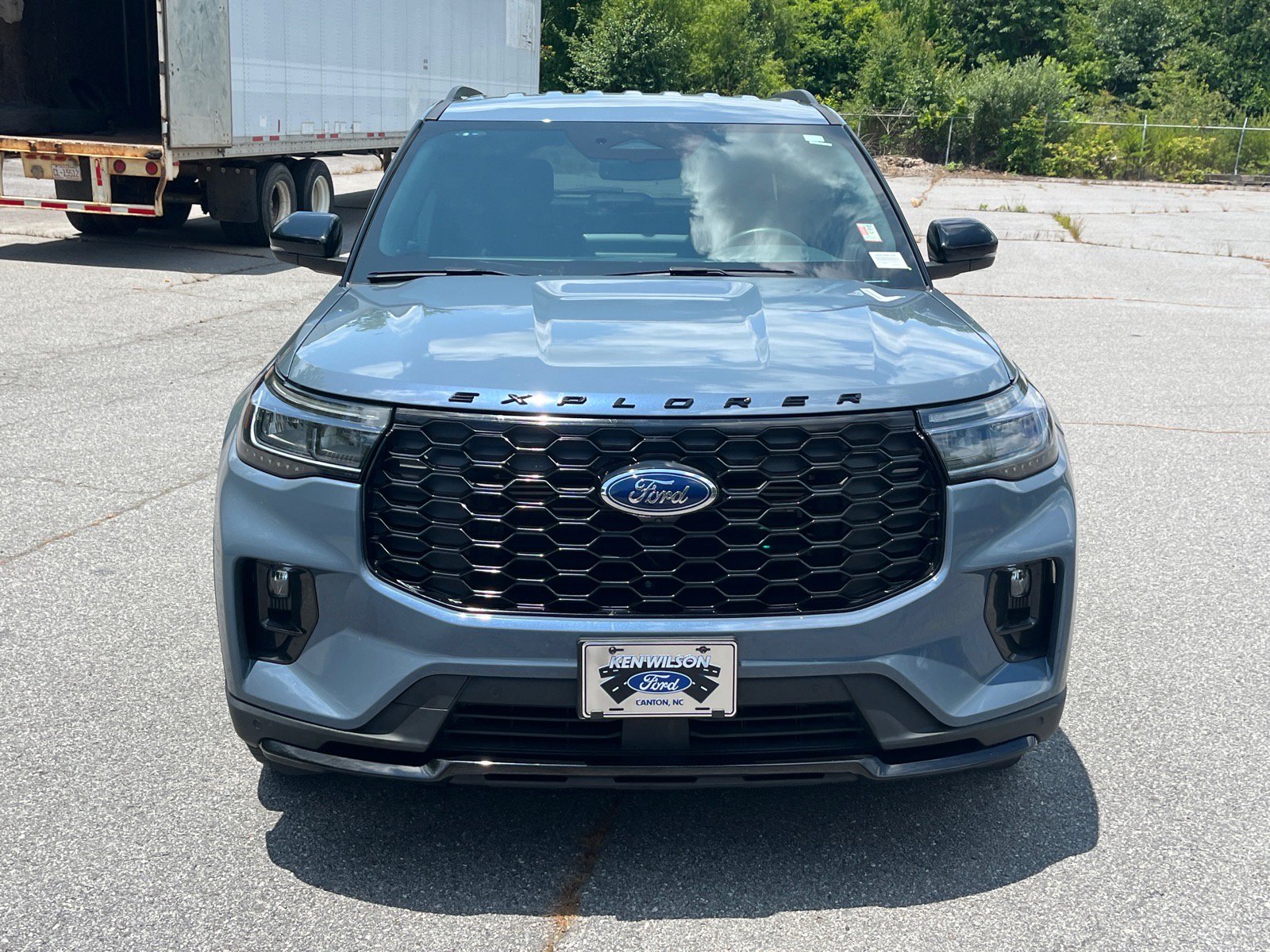 Certified 2025 Ford Explorer ST-Line w/ Premium Package RWD image 5