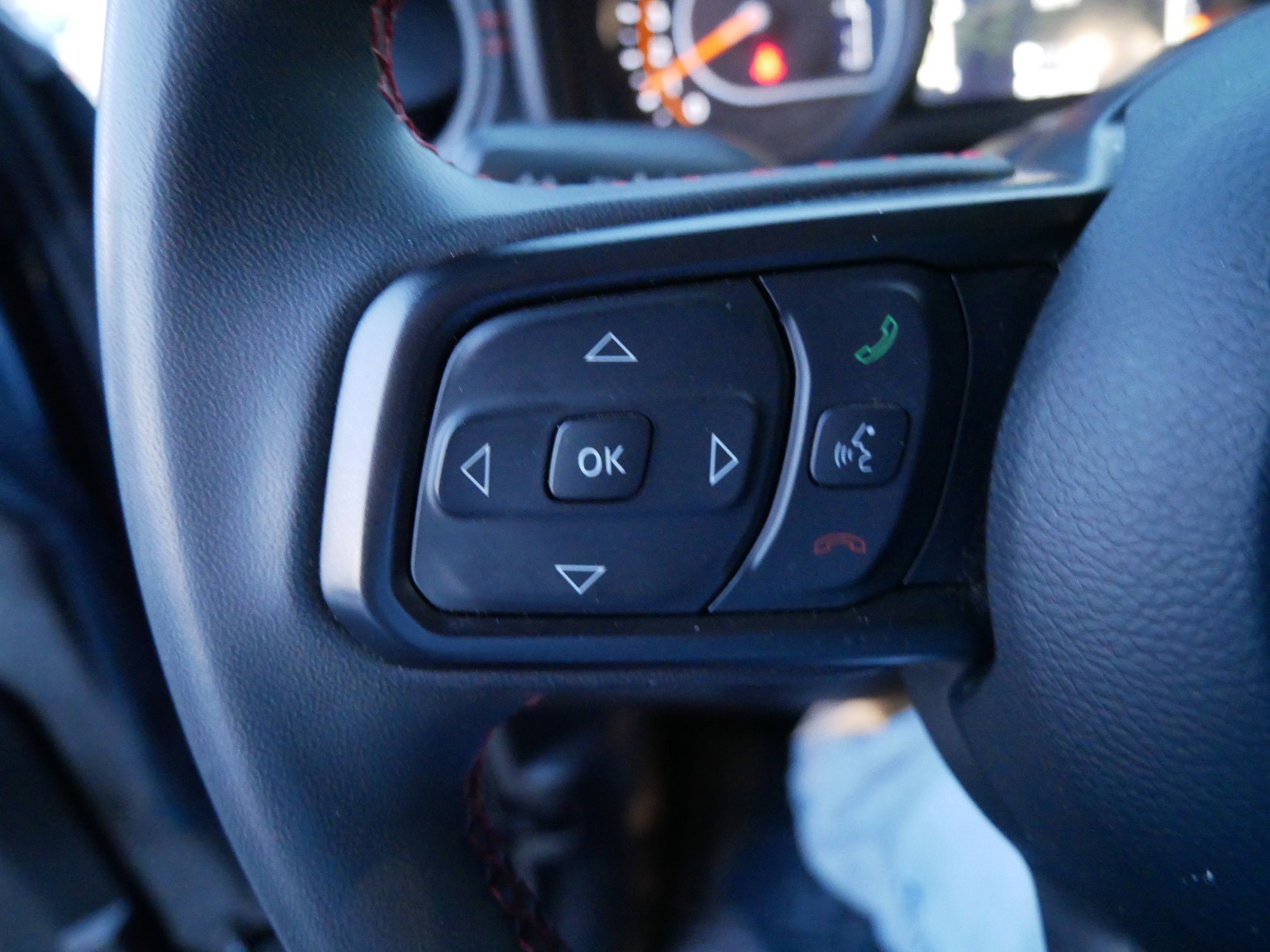 Used 2024 Jeep Wrangler Rubicon image 25