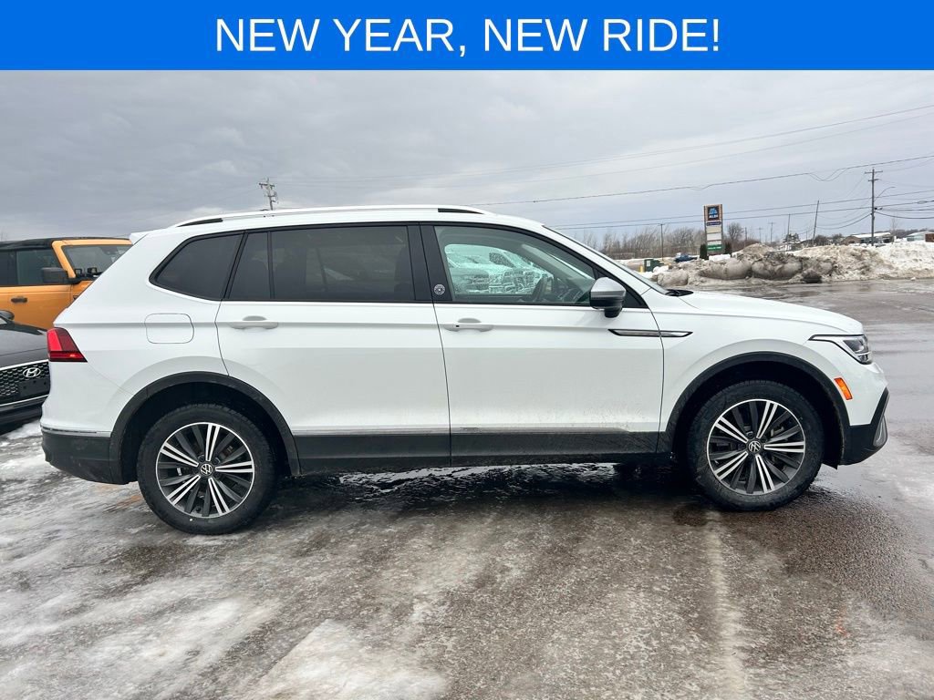 Used 2024 Volkswagen Tiguan Wolfsburg Edition image 7
