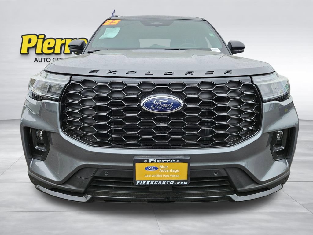 Certified 2025 Ford Explorer ST-Line w/ Premium Package RWD image 8