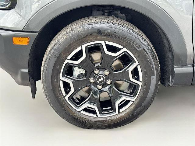 Certified 2025 Ford Bronco Sport Outer Banks w/ Outer Banks Tech Package+ AWD/4WD image 34