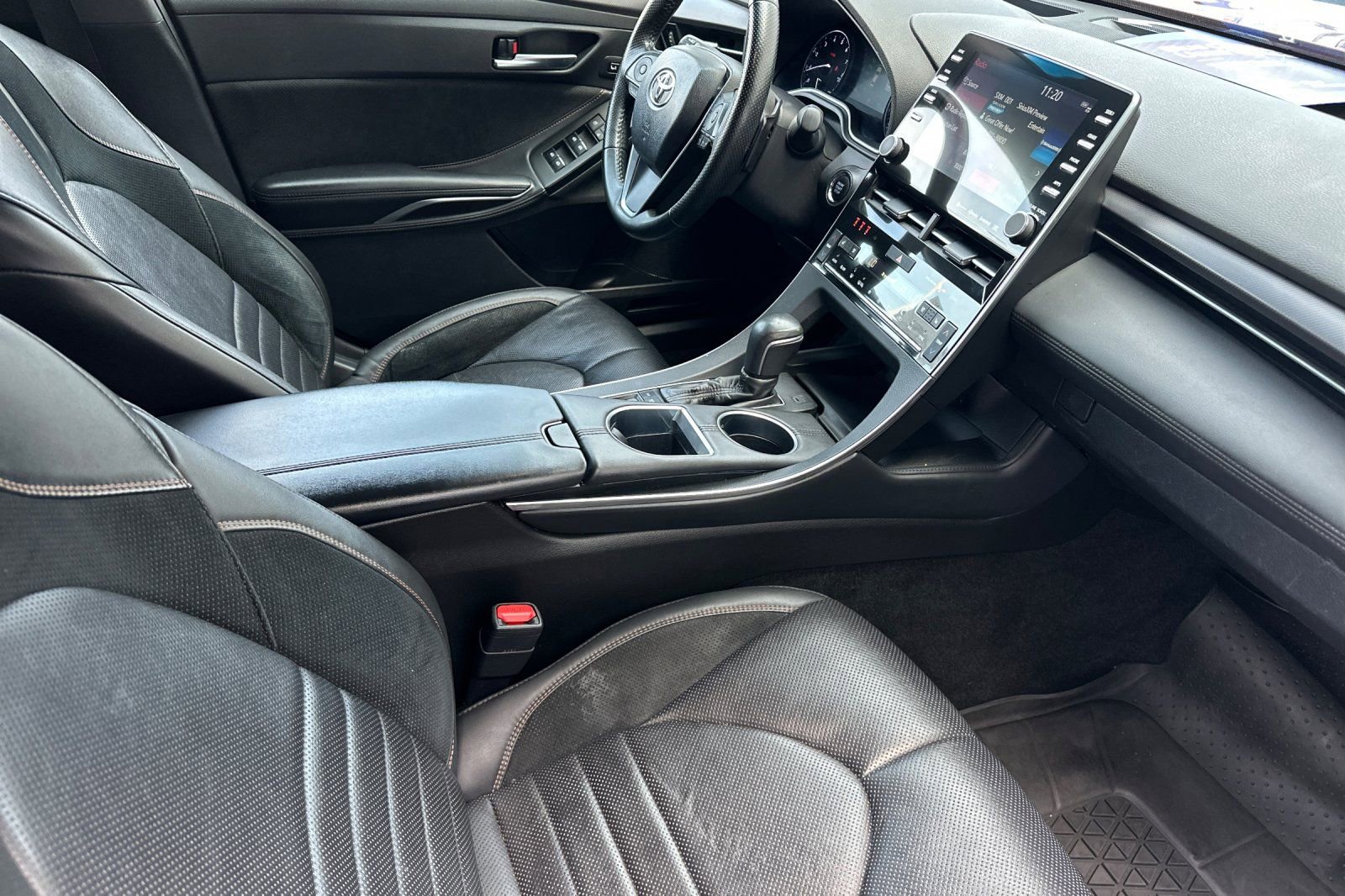 Used 2019 Toyota Avalon Touring w/ Advanced Safety Package image 14