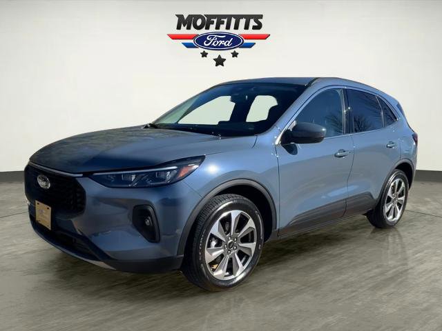Certified 2025 Ford Escape Platinum AWD/4WD image 1