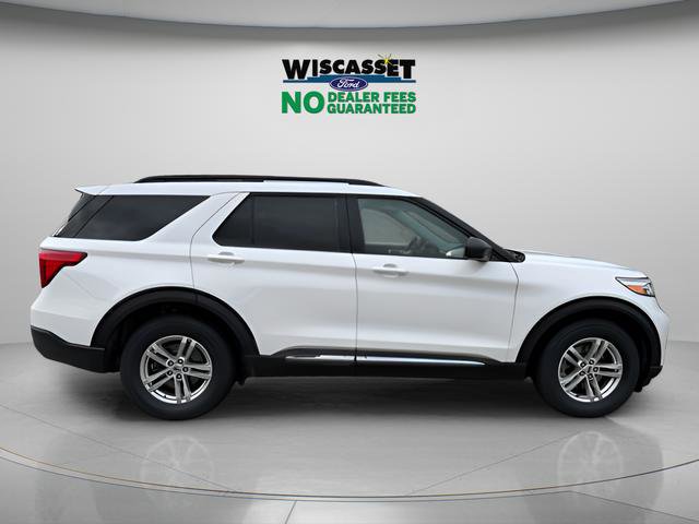Certified 2022 Ford Explorer XLT w/ Equipment Group 202A AWD/4WD image 6