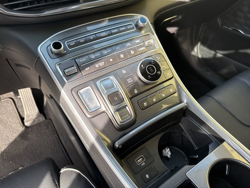 Used 2023 Hyundai Santa Fe Limited image 13